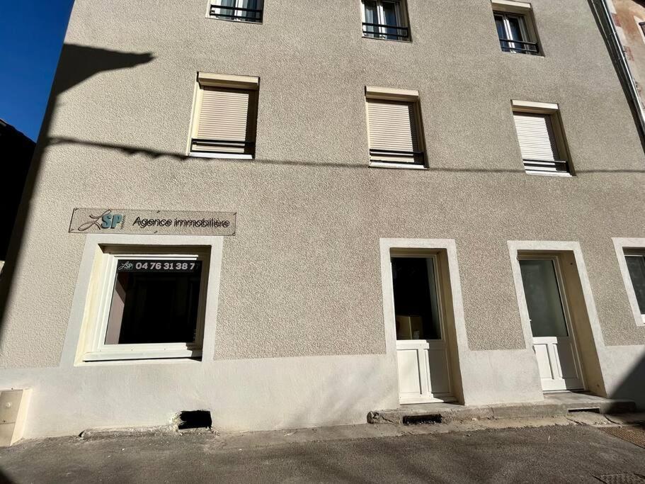 Appartement Le P'tit Nid Des Halles Le Grand-Lemps